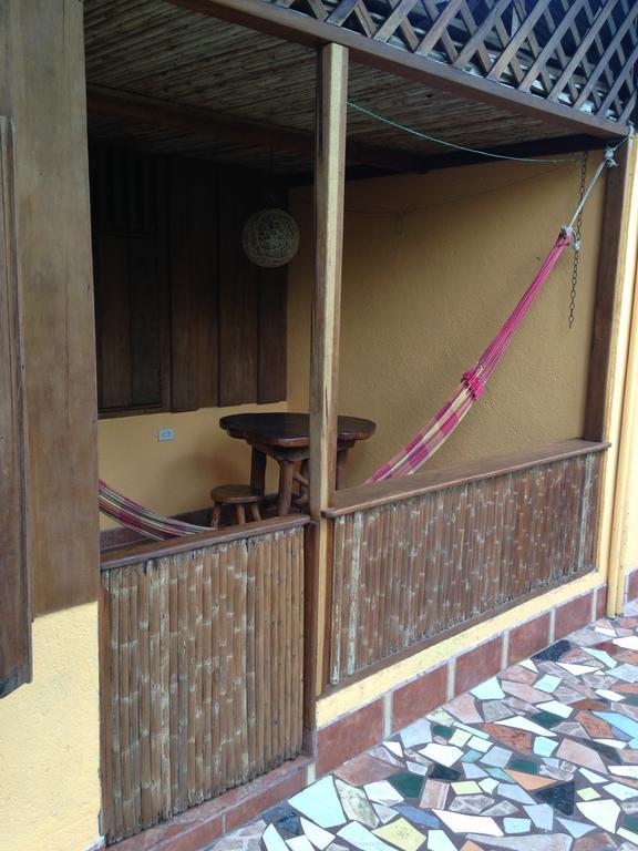 La Casa De Rolando Villa Puerto Viejo de Talamanca Exteriör bild